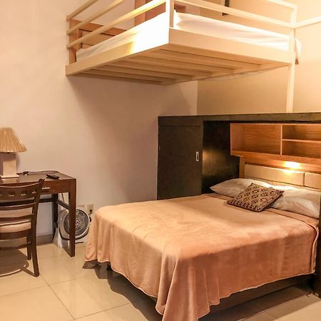 Suites Hamburgo Kota Meksiko Bagian luar foto