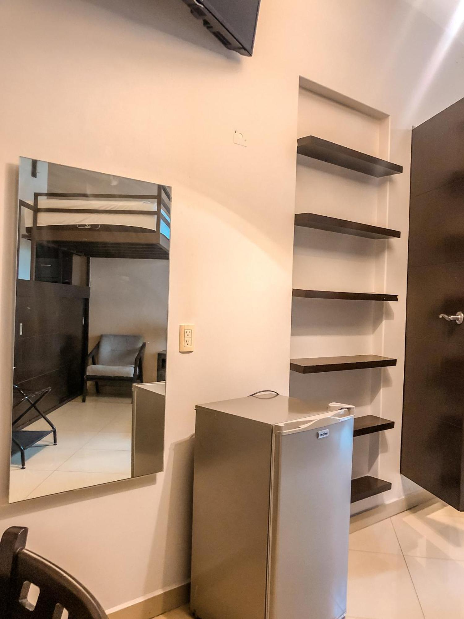 Suites Hamburgo Kota Meksiko Bagian luar foto